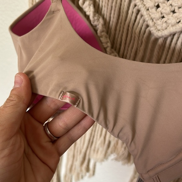 PINK Victoria’s Secret 32DD Seamless Tan Bra - Picture 5 of 6
